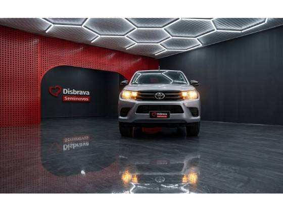 TOYOTA HILUX 2.8 POWER PACK 4X4 CD 16V DIESEL 4P MANUAL TOYOTA HILUX 2.8 POWER PACK 4X4 CD 16V DIESEL 4P MANUAL
